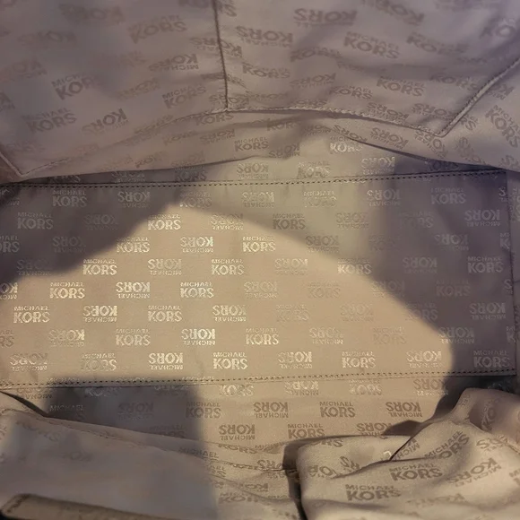 LIKE NEW | Michael Kors | Gilmore Satchel with Crossbody Strap | Putty - Picture 16 of 16